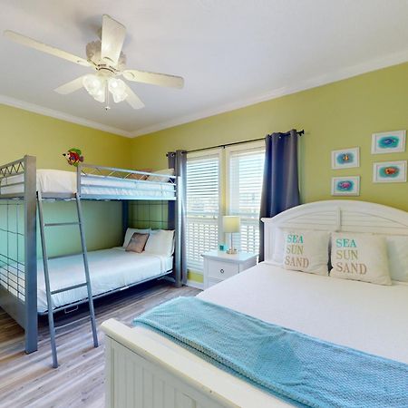 Smiles In Isla Del Sol Villa กาลเวสตัน ภายนอก รูปภาพ